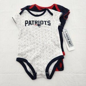 New England Patriots Baby Girl Size 6-9Months Bodysuit Creeper 3 Piece Set
